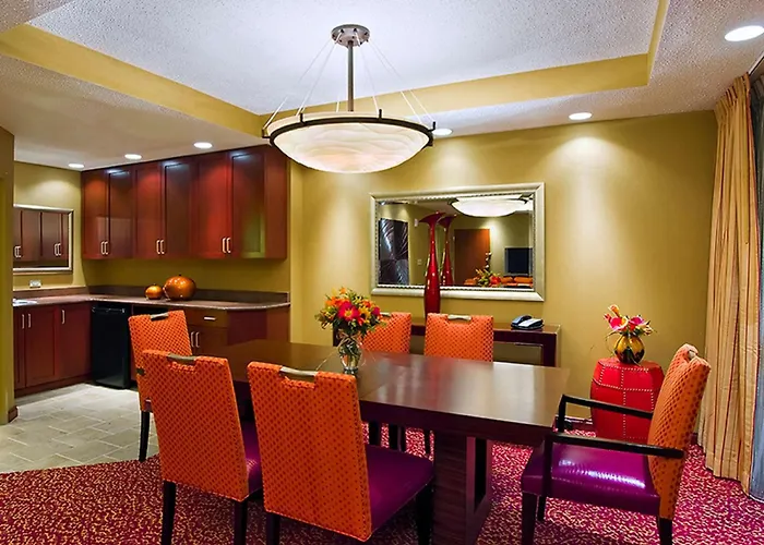 Embassy Suites Murfreesboro - Hotel & Conference Center