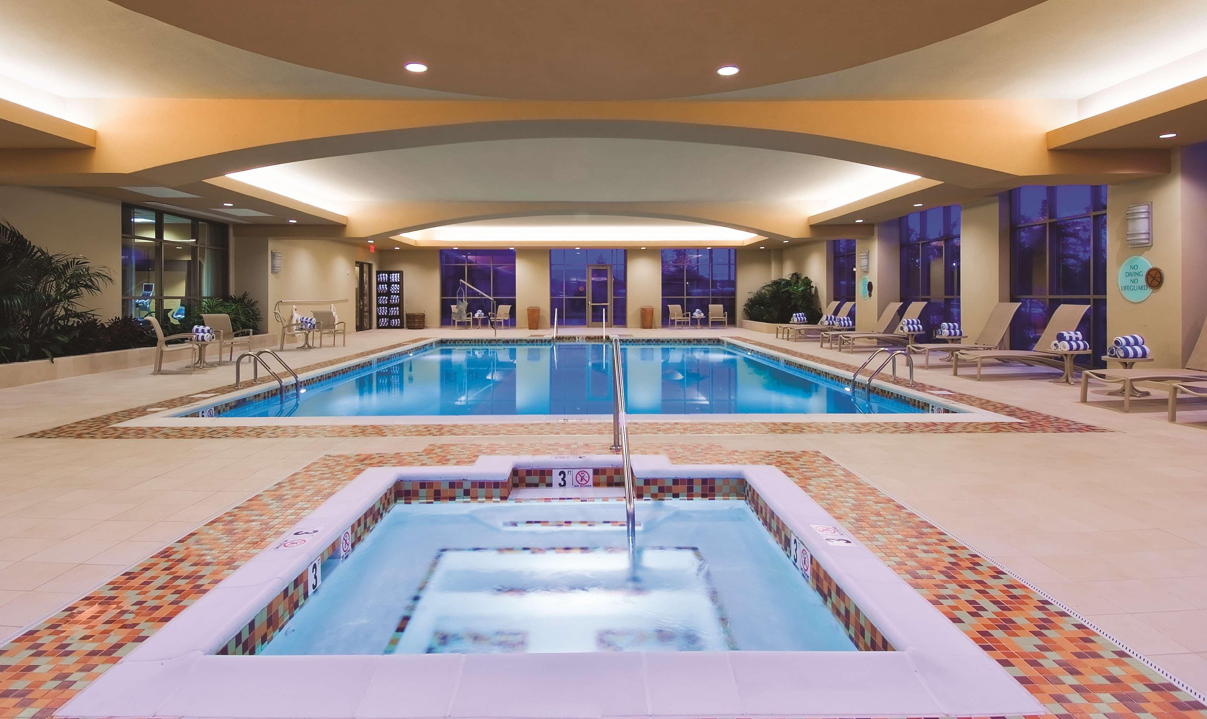 Embassy - & Conference Center Hotel