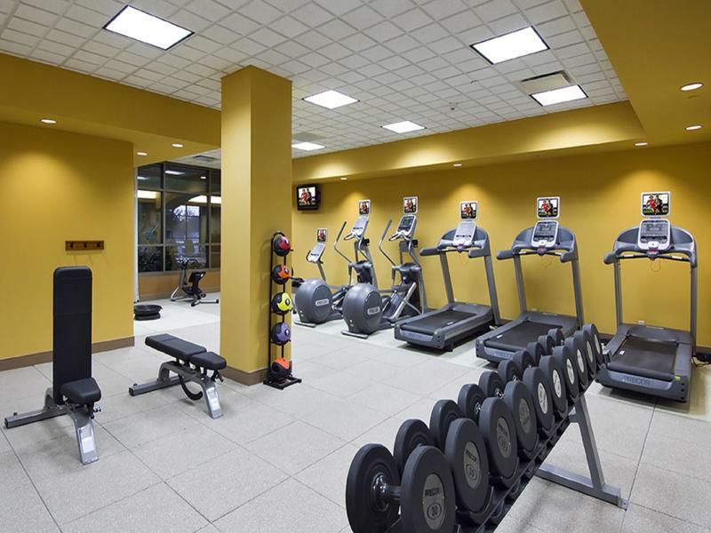 Embassy - & Conference Center Hotel Murfreesboro